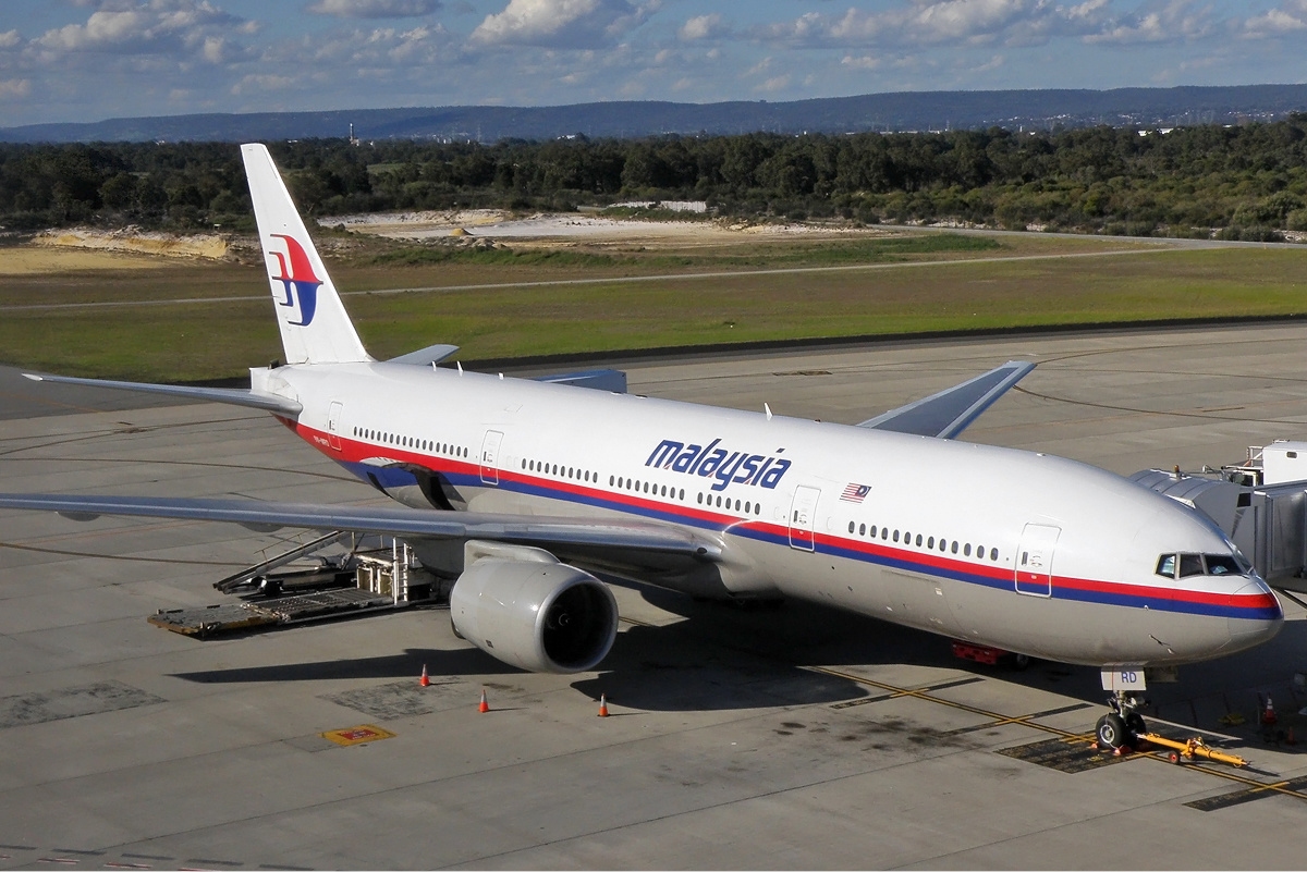 Malaysia Airlines Boeing 777-2H6-ER (9M-MRD) at the international terminal at Perth Airport. This aircraft crashed over Ukraine on 17 July 2014.

Permission is granted to copy, distribute and/or modify this document under the terms of the GNU Free Documentation License, Version 1.2 only as published by the Free Software Foundation; with no Invariant Sections, no Front-Cover Texts, and no Back-Cover Texts. A copy of the license is included in the section entitled GNU Free Documentation License.